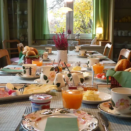 招待所 Haus Tourneur 4*